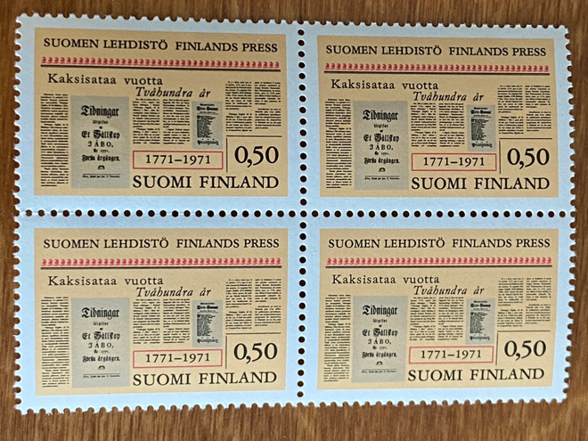 SUOMEN LEHDISTÖ 200 VUOTTA NELIÖ**