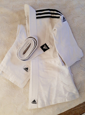 Judogi / lasten judopuku 120cm