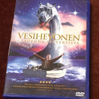 VESIHEVONEN - LEGENDA SYVYYKSISTÄ - DVD - pikkukuva 1