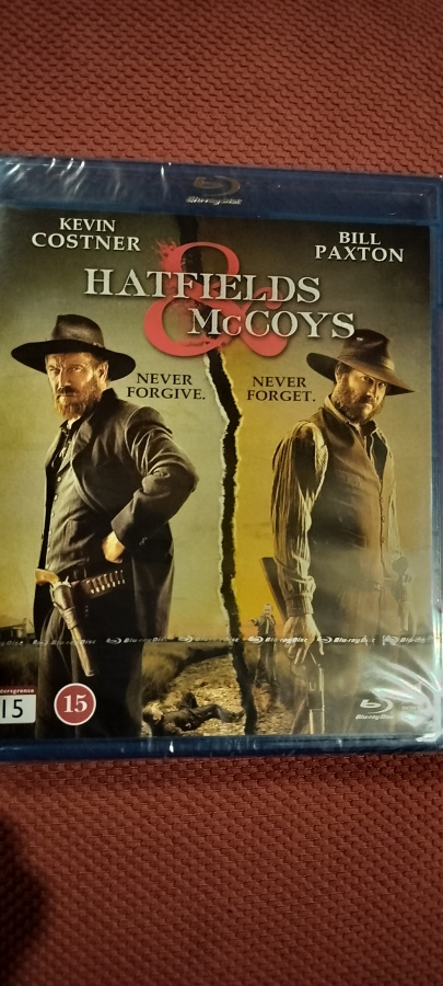Hatfields & Mccoys minisarja Kevin Costner ja Bill Paxton