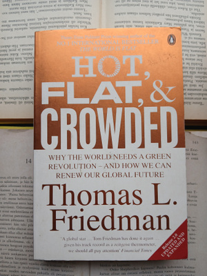 Thomas L. Friedman - Hot, Flat and Crowded (softcover)