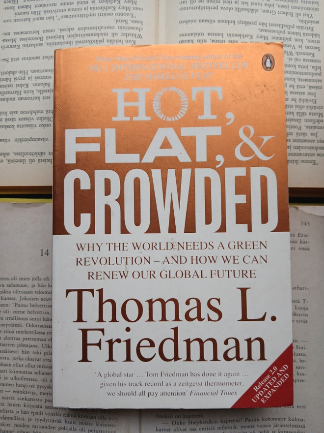 Thomas L. Friedman - Hot, Flat and Crowded (softcover)