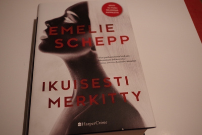 Emelie Schepp: Ikuisesti merkitty (2017)