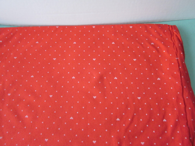 Nanson punainen valkopallollinen trikoo kangas, uusi