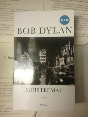 Bob Dylan - Muistelmat, osa 1 (pokkari)