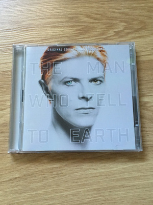 Various – The Man Who Fell To Earth 2CD