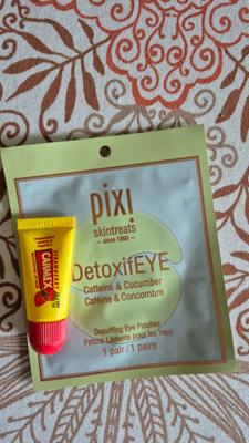 PIXI JA CARMEX SETTI