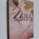 Nora Roberts : Tanssiaskelin - pikkukuva 1