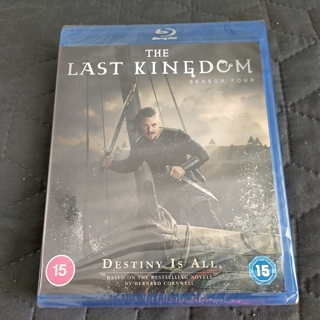 The Last Kingdom kausi 4 Blu-ray **muoveissa**