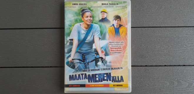 DVD: Maata Meren Alla (Amira Khalifa, Marja Packalén 2009)