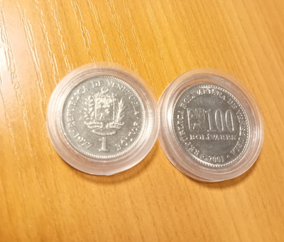 Myydään 2 Venezuela kolikkoa