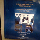 THE HOLLIES :: THE AIR THAT I BREATHE : VINYYLI MAXI UK 1988 - pikkukuva 2