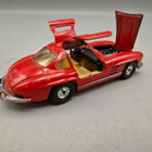 Corgi Mercedes Benz 300 SL punainen. - pikkukuva 2