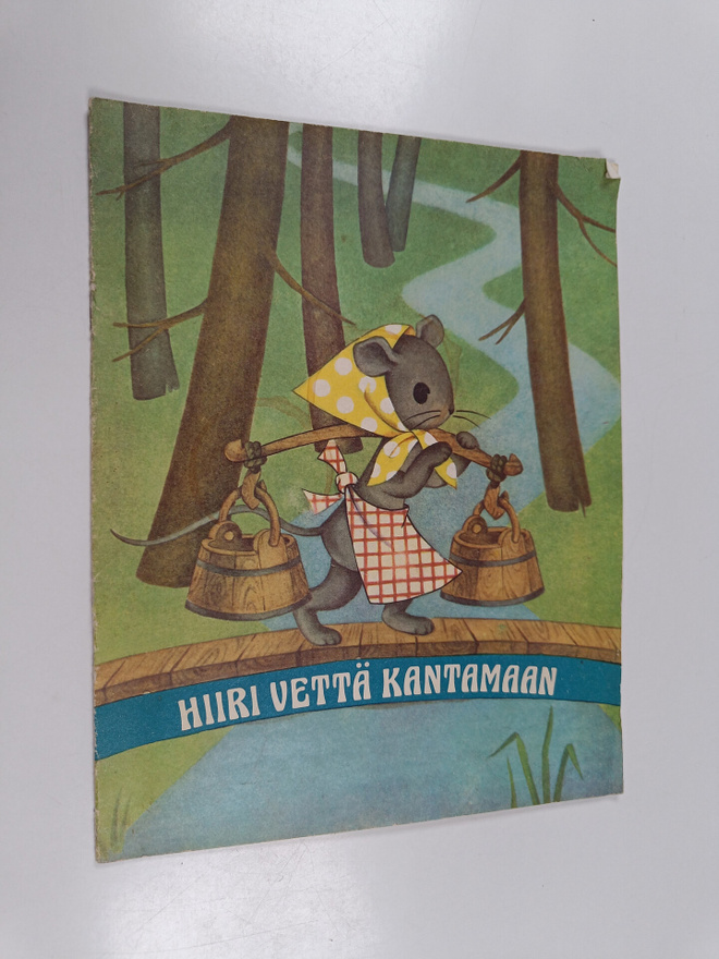 Tatjana Baltsunene : Hiiri vettä kantamaan : liettualaisi...