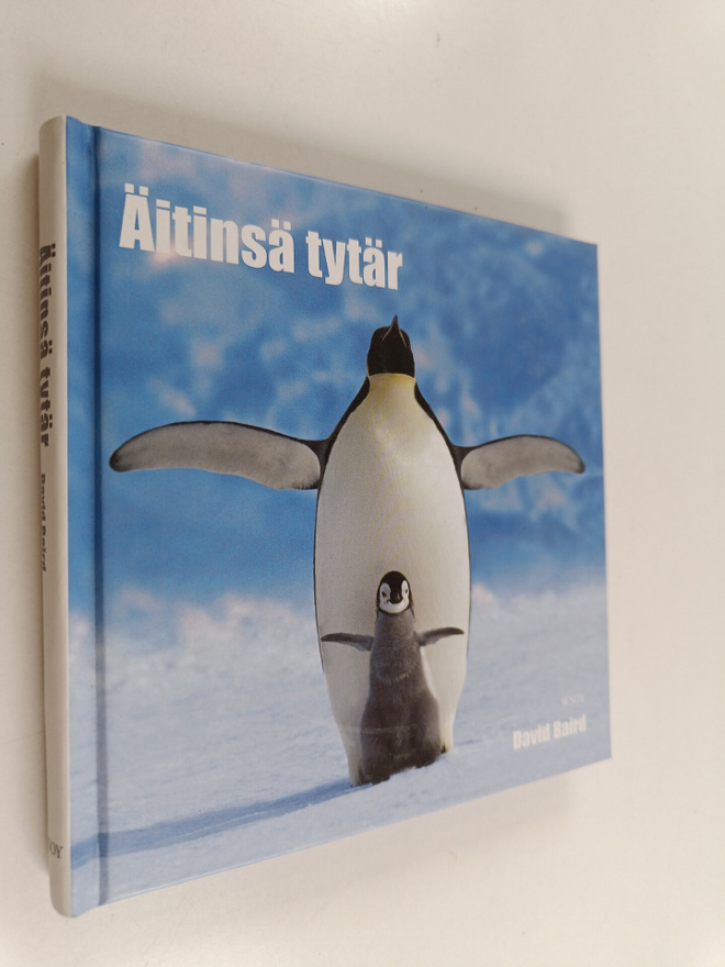 Äitinsä tytär