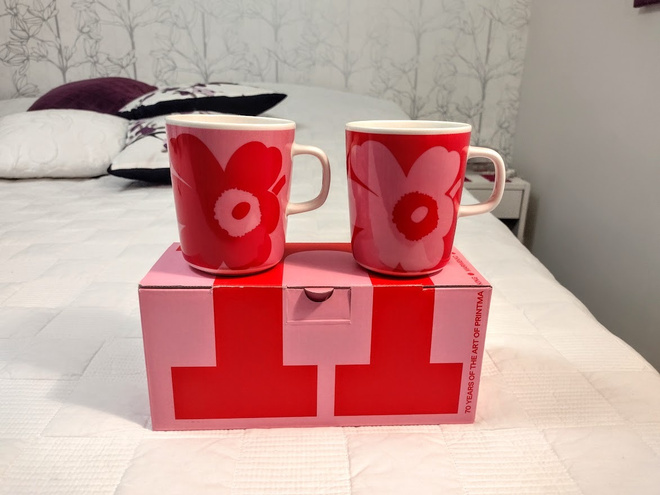 Juhla Unikko mukipaketti 2 mukia 42e (Marimekko)