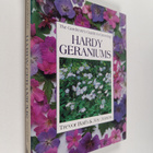 Trevor Bath : The Gardener's Guide to Growing Hardy Geran... - pikkukuva 1