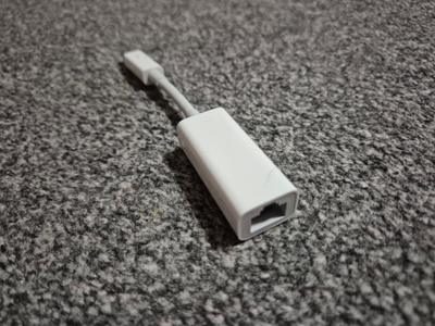 Apple Thunderbolt–Gigabit Ethernet -sovitin A1433