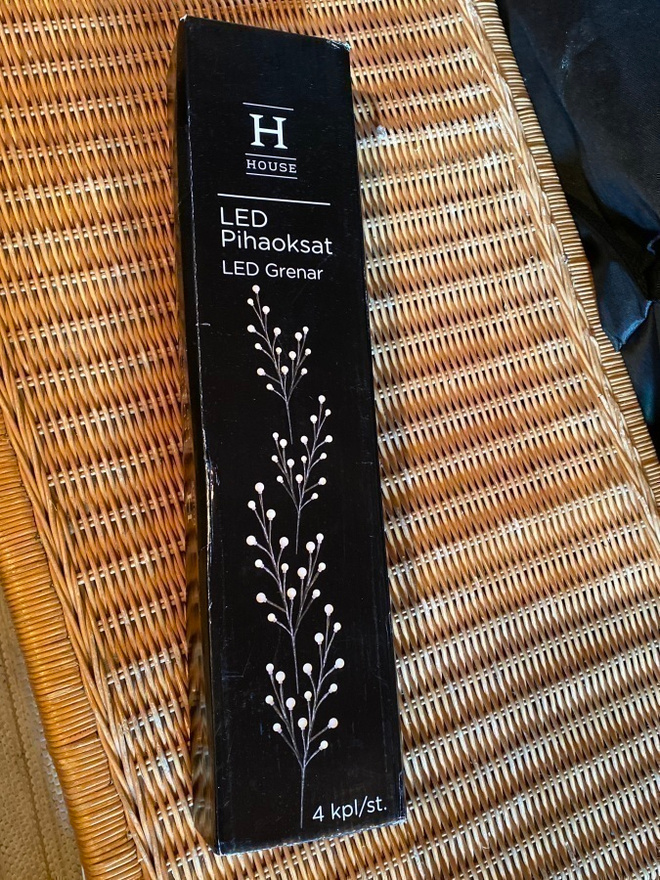 VALO - OKSA / koristevalo myös ULKOVALO  Uusi