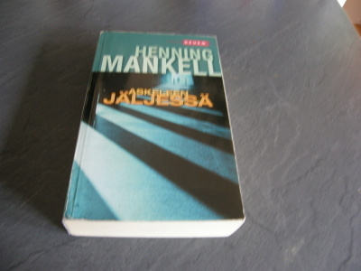 Henning Mankell Askeleen jäljessä