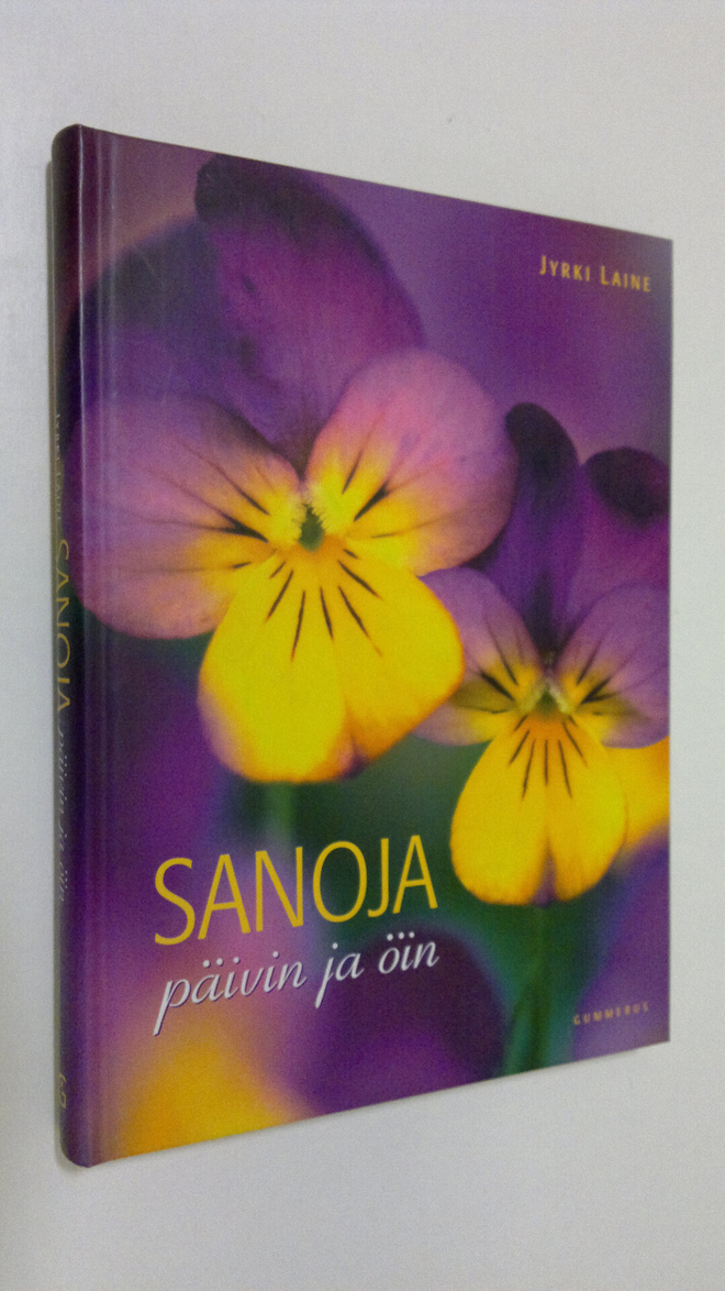 Jyrki Laine : Sanoja päivin ja öin