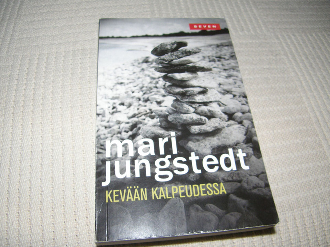 Mari Jungstedt Kevään kalpeudessa  -pok