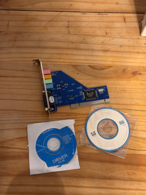 Sound Pro HT8738AM/PCI 4.1 -äänikortti + ajurilevyt