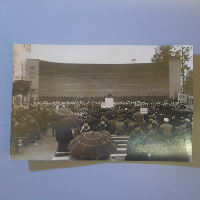 PK Helsinki Kaisaniemi 1932 (?) * ei TV laululava