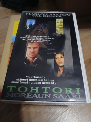 Tohtori moreaun saari vhs