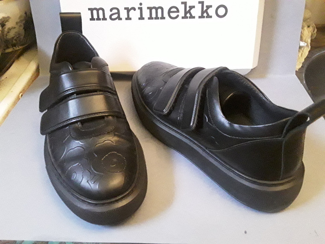 Marimekko k, 42 Rinnekedolla Nahka tennarit Unikko,