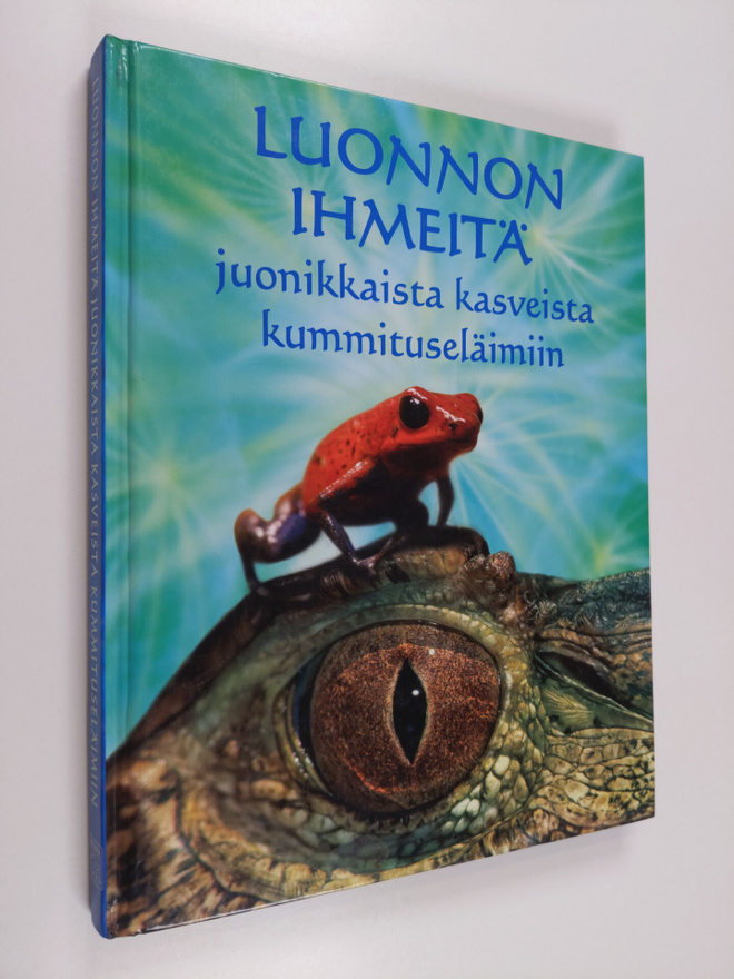 Elizabeth Dalby : Luonnon ihmeitä : juonikkaista kasveist...