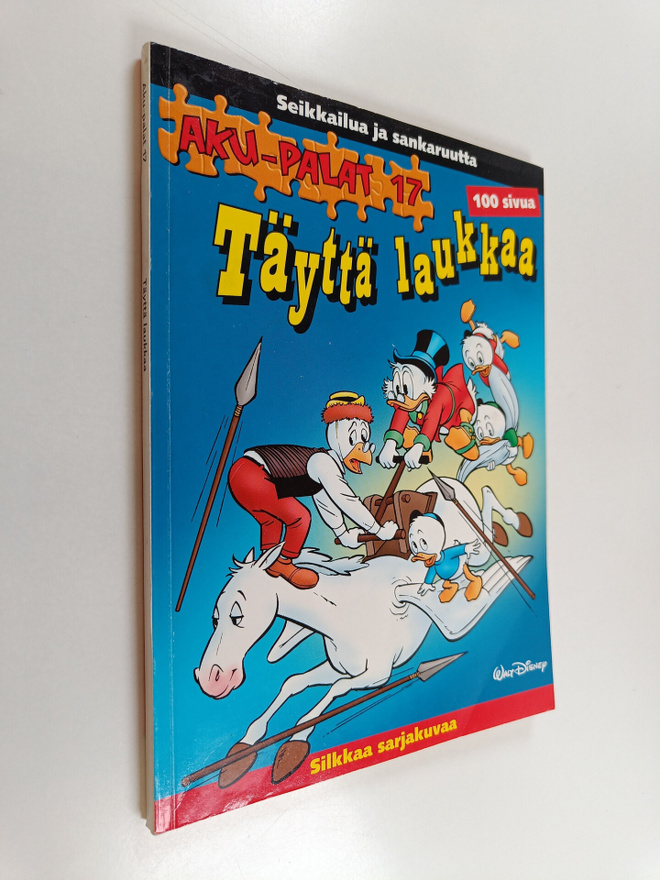 Walt Disney : Täyttä laukkaa