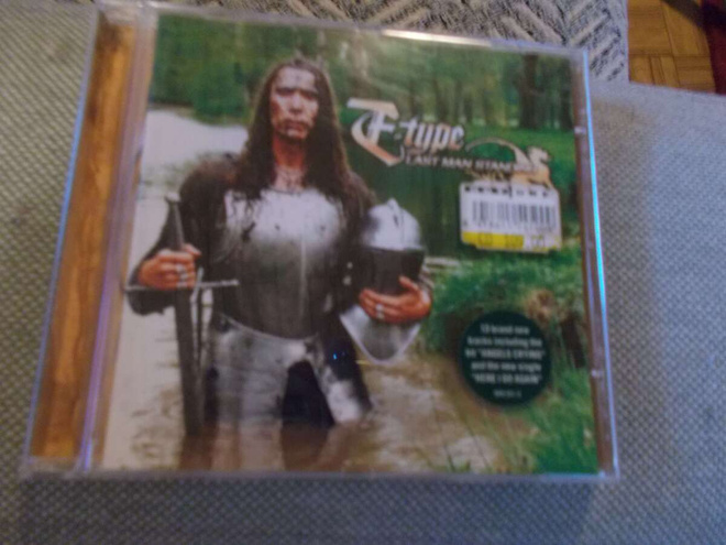 CD E- TYPE ** LAST MAN STANDING **