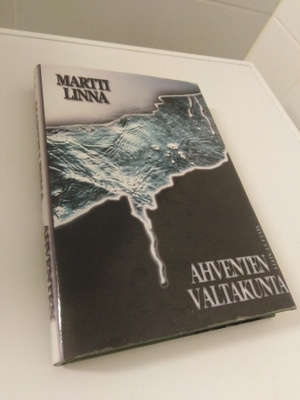Martti Linna: Ahventen valtakunta