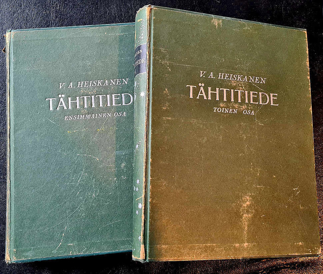 V.A. Heiskanen : Tähtitiede 1 & 2 - kirjat