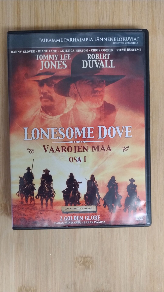 Lonesome Dove - Vaarojen maa osat 1 ja 2 DVD