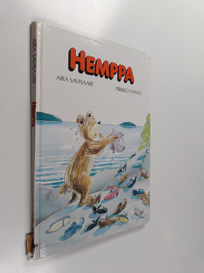 Aira Savisaari : Hemppa