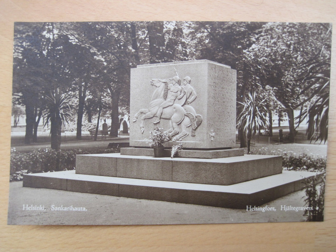VANHA Postikortti Helsinki Sankarihauta 1920-luku