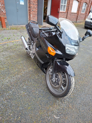 Kawasaki zz-r 600