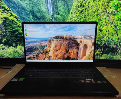 Acer Nitro V 15 pelikannettava Ryzen 7 RTX 4050 16 GB 512 GB