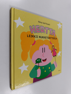 Niina Veittikoski : Hertta leikkii nukketeatteria