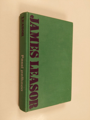 James Leasor : Passi pelkoon