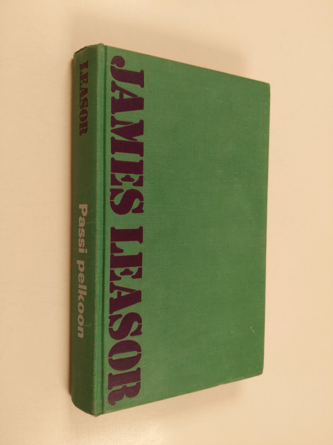 James Leasor : Passi pelkoon