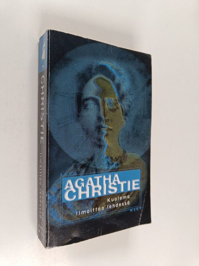 Agatha Christie : Kuolema ilmoittaa lehdessä