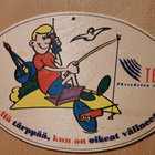 mies kalastaa, kännykät, vanerikortti, kulkenut - pikkukuva 1