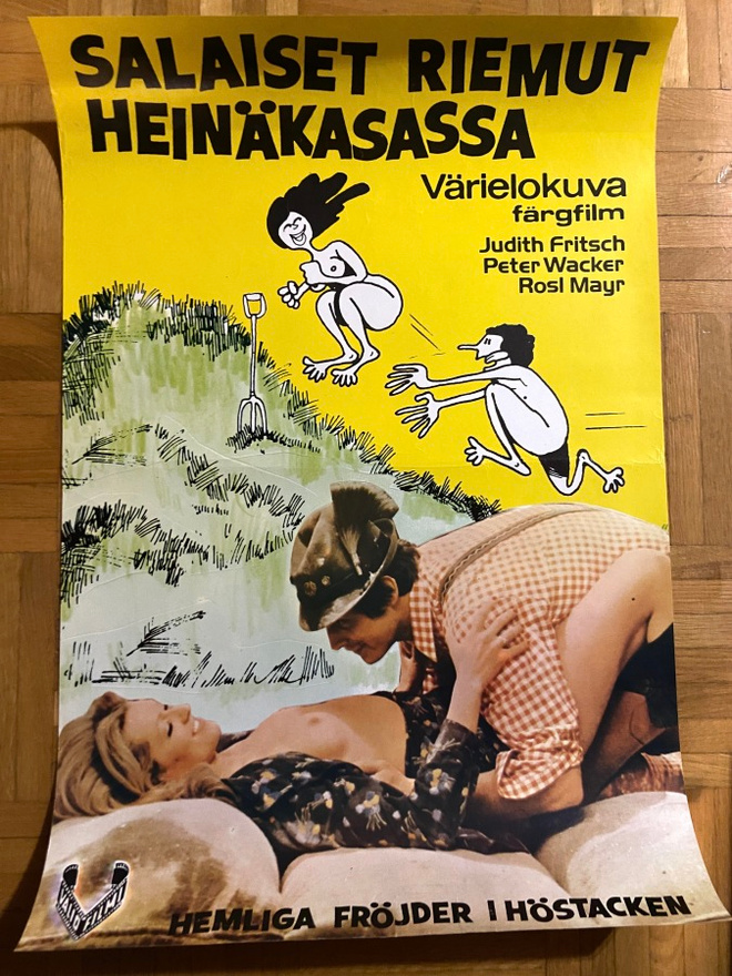 Vanha elokuvajuliste: Salaiset riemut heinäkasassa