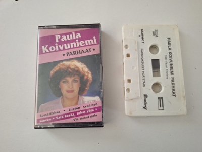 PAULA KOIVUNIEMI - PARHAAT c-kasetti ( mm. ROMANTIIKKAA )
