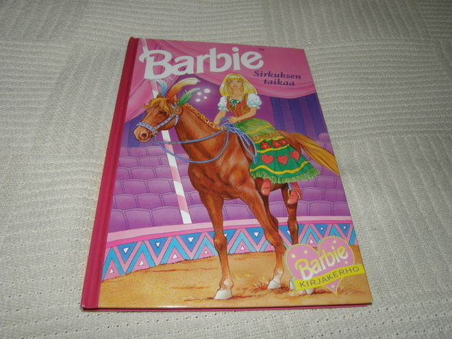 Barbie Sirkuksen taikaa