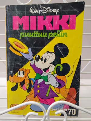 Aku Ankan taskukirja 70 Mikki puuttuu peliin 1.p