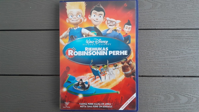 DVD: Riemukas Robinsonin Perhe (Walt Disney 2007)